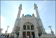 Мечеть Кул-Шариф. День.